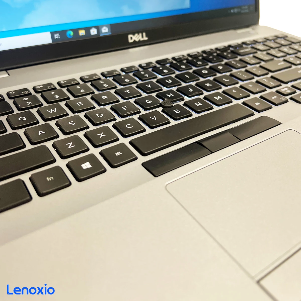 لپ تاپ استوک گرافیک دار 15.6 اینچی دل مدل Dell Latitude 5511 Core i7 10850H 16GB 512SSD 2GB