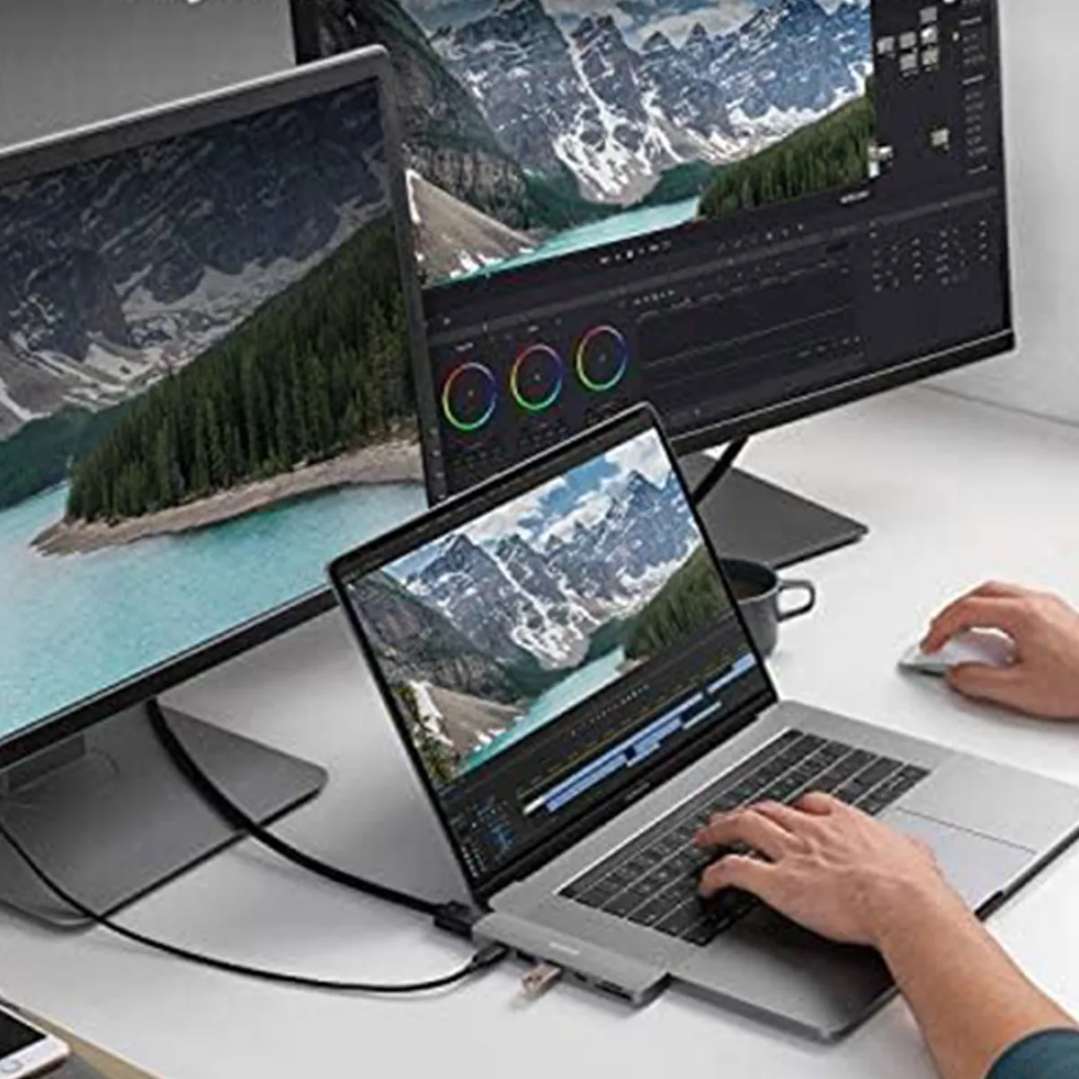 هاب انکر  مدل  Anker A8371