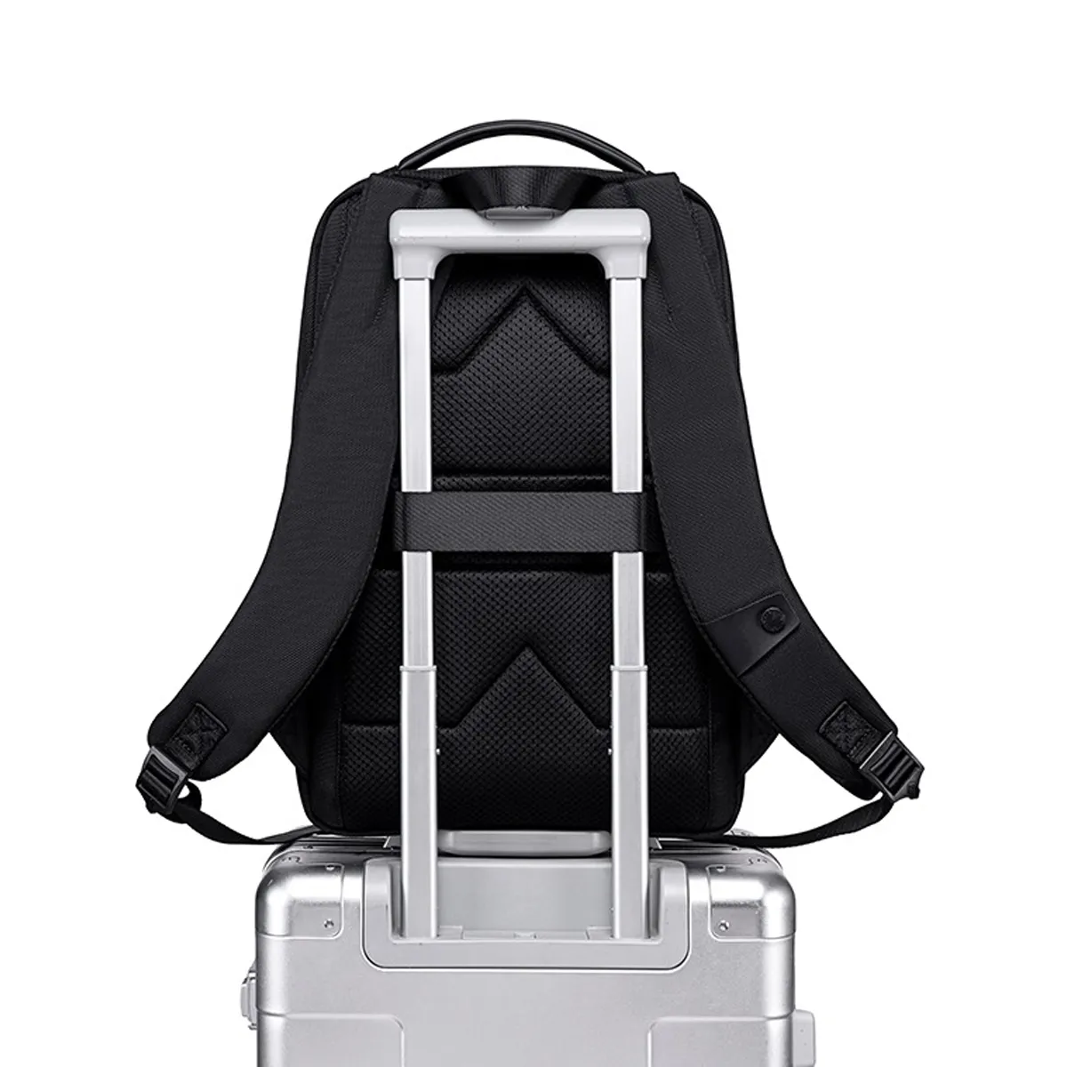 کوله پشتی لپ تاپ 15.6 اینچ آرکتیک هانتر مدل Arctic Hunter B00690
