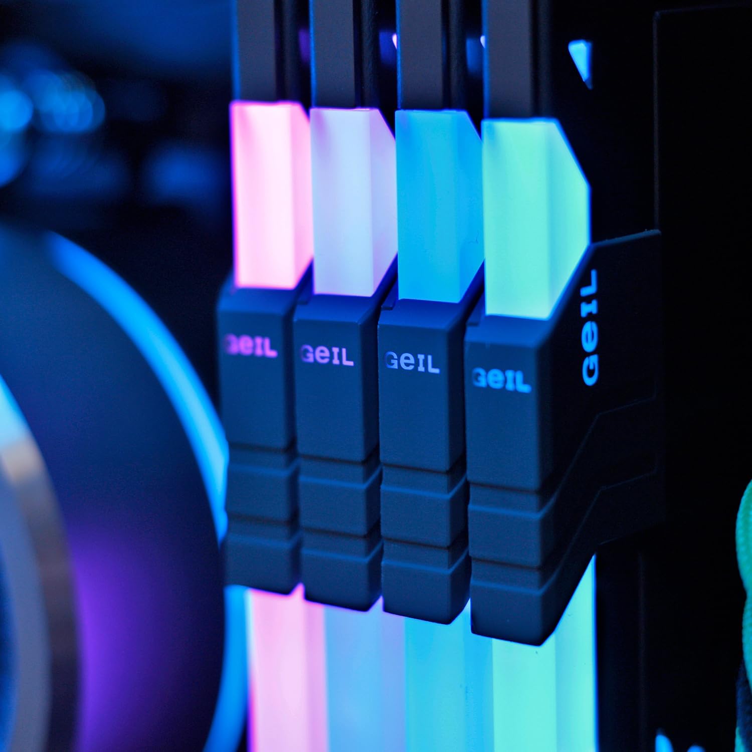 رم دسکتاپ استوک DDR4 دو کاناله 3200 مگاهرتز گیل مدل GEIL EVO X ظرفیت 16 گیگابایت