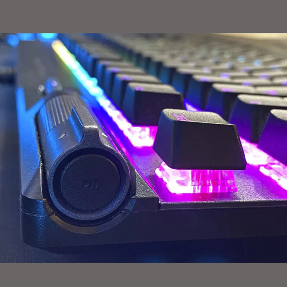 کیبورد استوک گیمینگ ایسوس مدل ASUS ROG Strix Flare II Animate